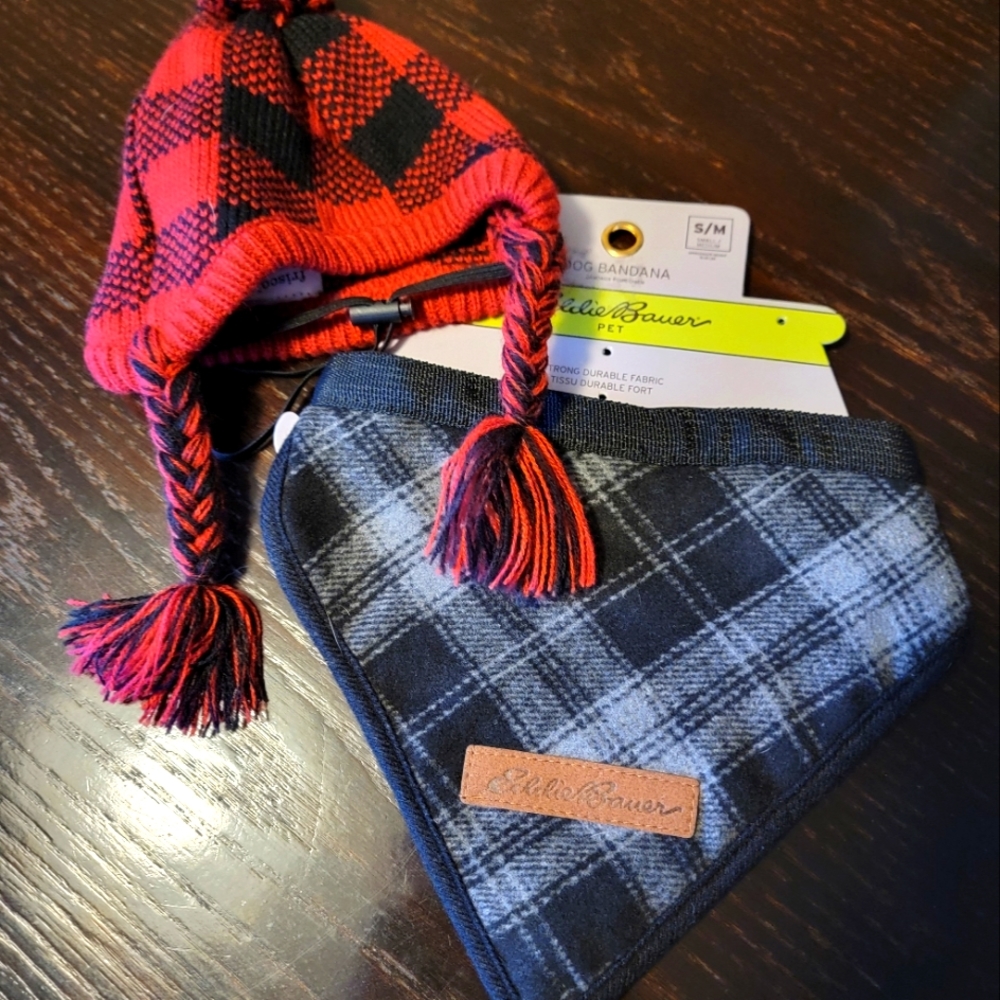 Dog Eddie Bauer scarf/Frisco hat New!